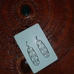 Silver Teardrop earrings